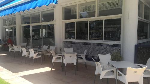 Skol 406A by Completely Marbella