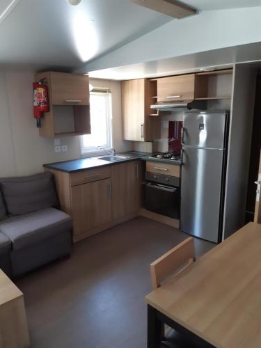 Mobil-home Confort camping le bois Masson 2