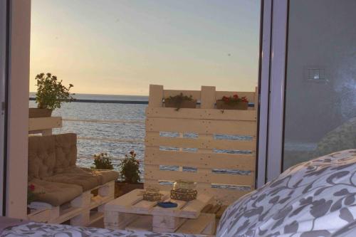 Sea view life