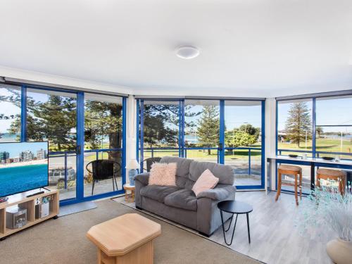 Heritage 202, Tuncurry
