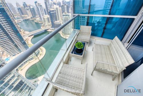 Overlooking Marina Canal 1BR Close to Mall, Promenade & Beach, Bay Central 1, Dubai Marina by Deluxe Holiday Homes, Dubaï (photo 5)