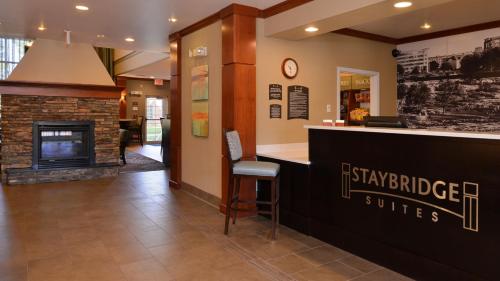 Staybridge Suites Sioux Falls At Empire Mall Hotel By IHG - 숙소 외관