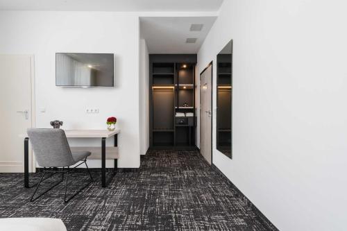 Libarty Hotels - image 13