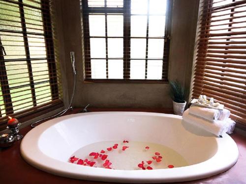 設施, Bellstone B&B in 林伍德