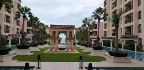 Marrakesh Huahin Condo near Hutsadin Elephant Foundation