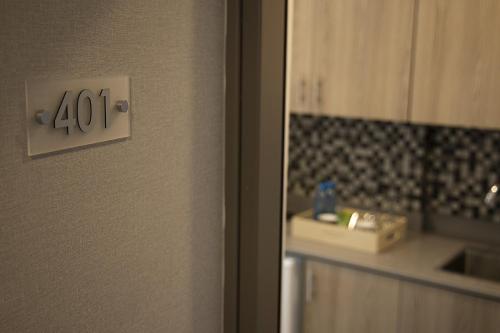 Jimmy's Suites - image 6
