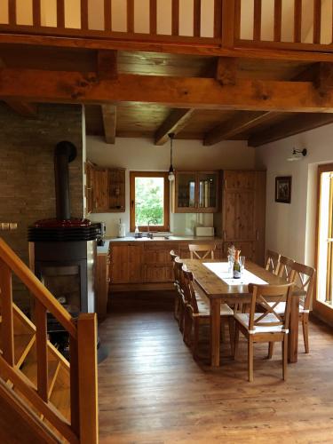 . Gozdarjeva koča nad Rimskimi Toplicami