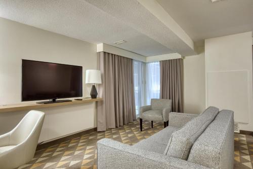 Holiday Inn Hotel & Suites Madison West