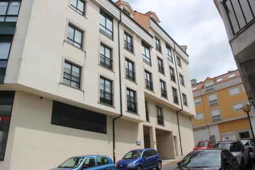  Piso céntrico en Miño., Ferienwohnung in Miño