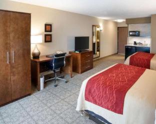 Comfort Inn West