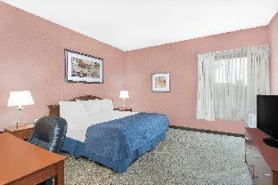 Queen Room with Two Queen Beds - Mobility Access/Non-Smoking