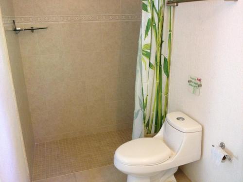 Hotel Villas Bambu - Tap to explore photos