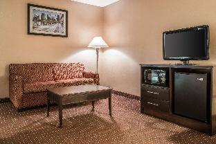 Quality Inn Elgin I-90