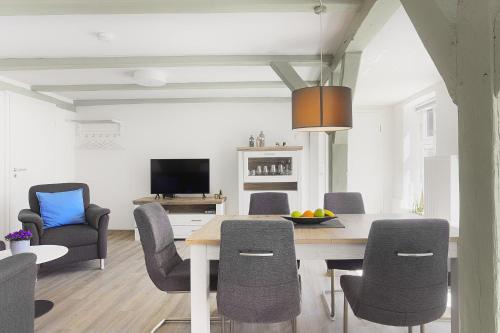 Gutshaus No3 - image 2