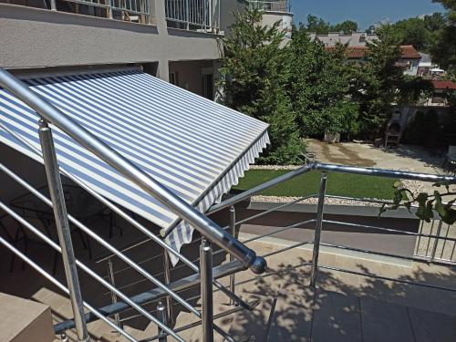 Apartment's Meti - image 11