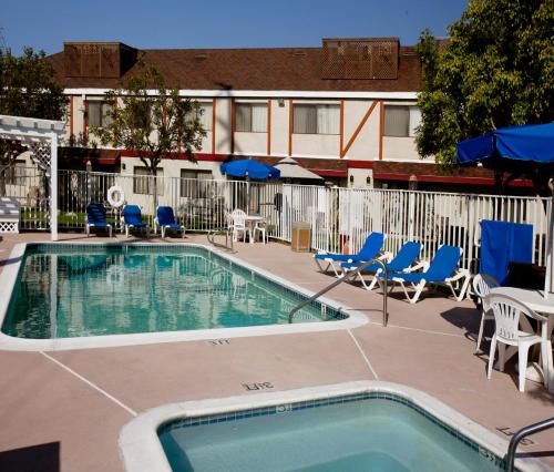 Best Western Westminster Inn - Hotel - Westminster