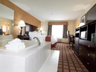 Best Western Plus Oakbrook Inn