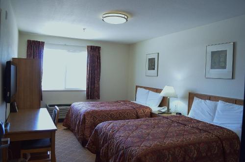 2 double beds