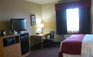 Best Western Golden Prairie Inn and Suites