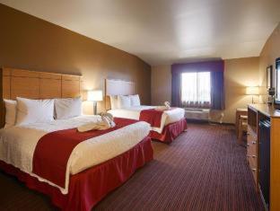 Best Western Golden Prairie Inn and Suites