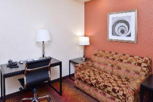 Americas Best Value Inn & Suites Clinton Jackson