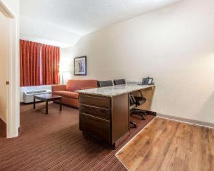 MainStay Suites Knoxville Airport