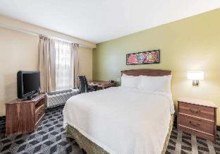 Suburban Extended Stay Hotel Blue Ash Cincinnati