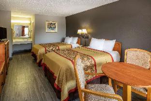 Days Inn by Wyndham Wilson - Hotel