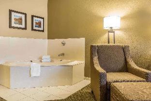 Comfort Inn & Suites East Moline