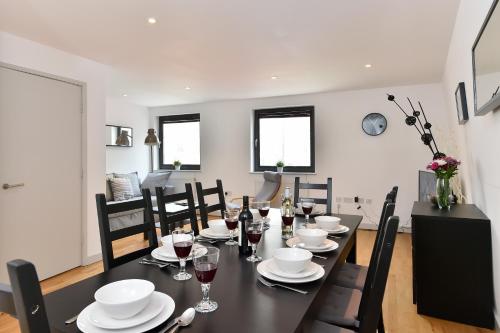 Fantastic Stays at Camden - image 2