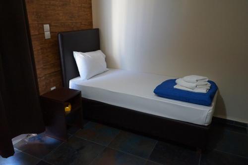 Orpheus Hotel – Athens, NY