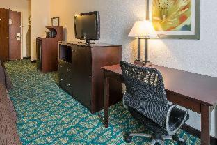 Comfort Inn & Suites Fort Lauderdale West Turnpike