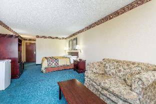 Super 8 By Wyndham Piedmont Greenville Area