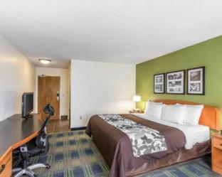 Sleep Inn and Suites Smyrna