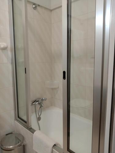 Faria Guimares Porto Centro - Rooms & Cosy Apartments - image 4