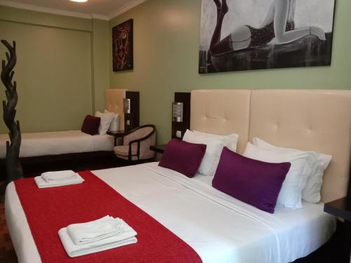 Faria Guimares Porto Centro - Rooms & Cosy Apartments - image 3