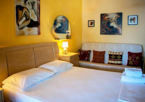 Studios and Apartments Meri Studios and Apartments Meri