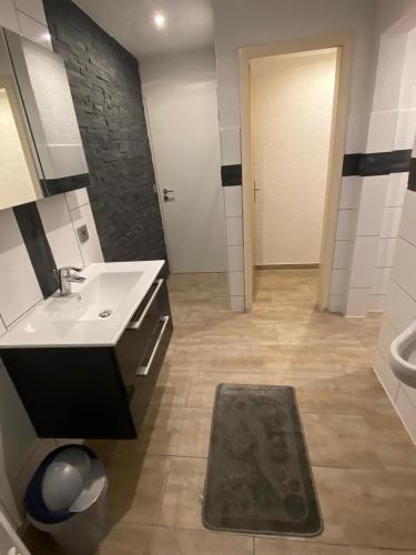 Monteur/Ferienwohnung Bredelem