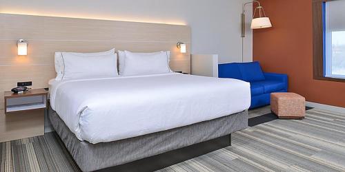 Holiday Inn Express & Suites - Brighton, an IHG Hotel