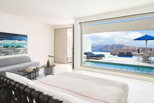 Alti Santorini Suites