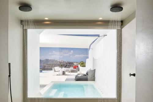 Alti Santorini Suites - image 11