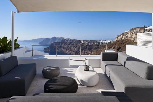 Alti Santorini Suites - image 9