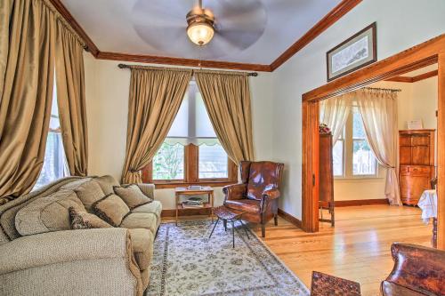 Fredericksburg Escape with Patio Near Downtown! - image 3