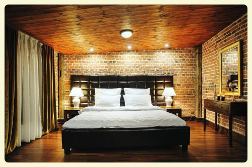 Studio Apartment image 8