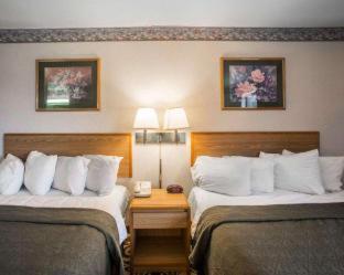 Quality Inn & Suites Caseyville - St. Louis