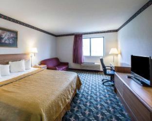 Quality Inn & Suites Caseyville - St. Louis