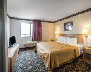 Quality Inn & Suites Caseyville - St. Louis