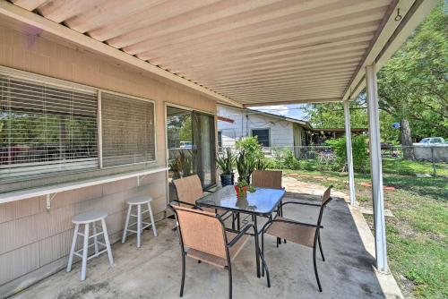 San Antonio Family Home 3 Miles to Lackland AFB!