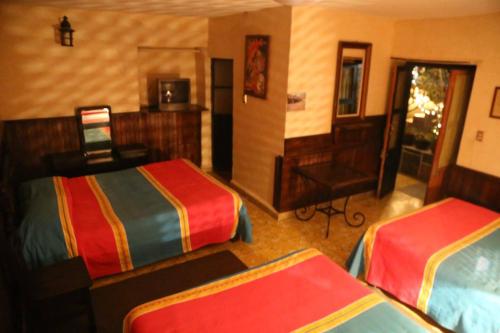 3 double beds