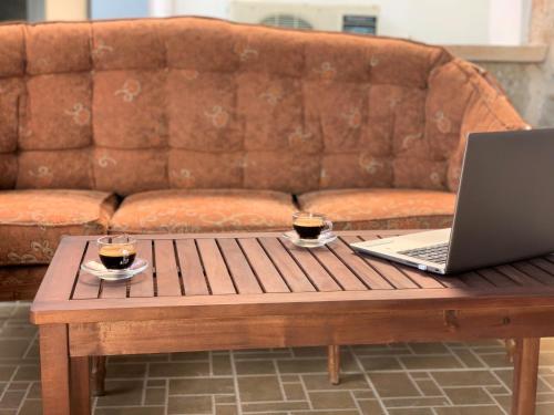 Erkély/terasz, Stone House Halki in Halki